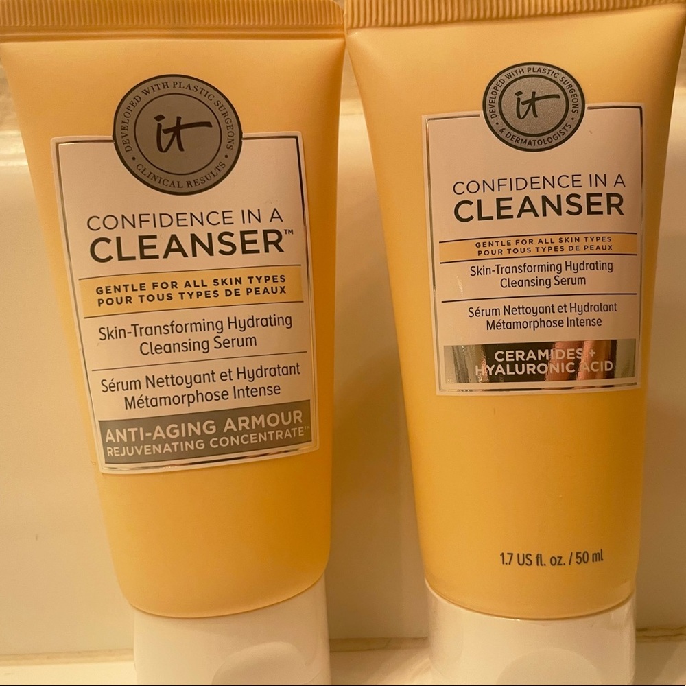 It cosmetic facial cleaner.  Never opened.